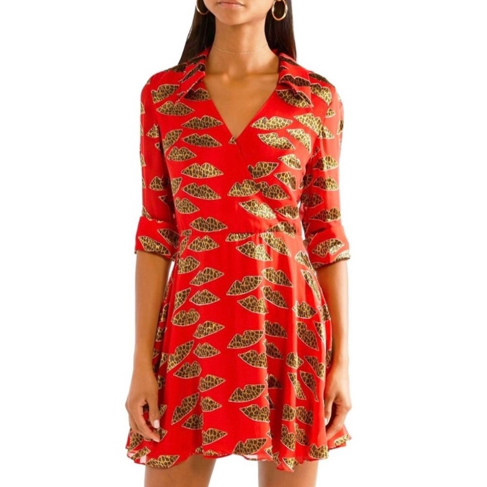 Alice + Olivia x Donald Robertson Catina Faux-Wrap Cheetah Lips
Dress (Size 6)